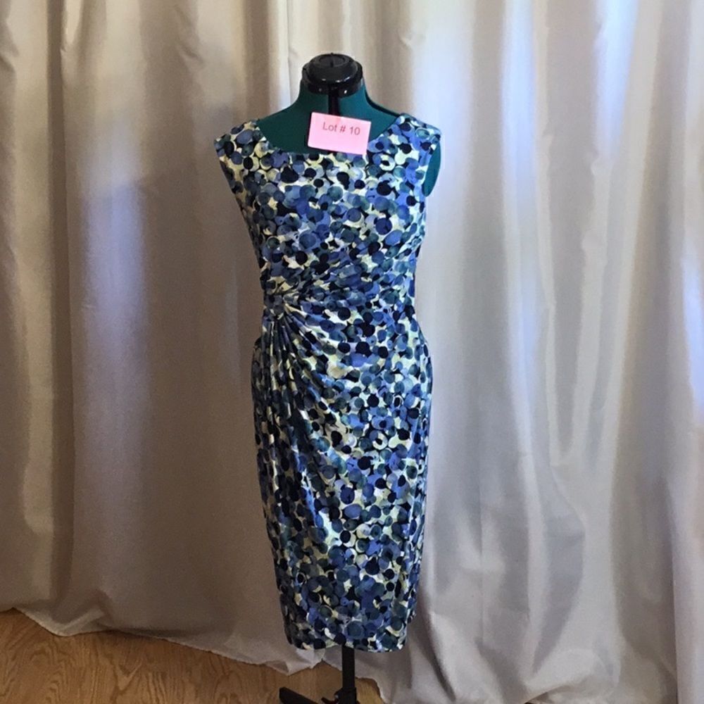 NWOT sleeveless dress by CONNECTED APPAREL in size 10